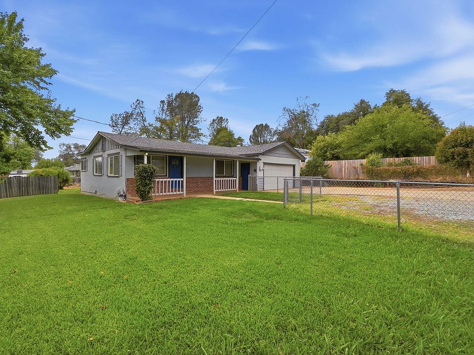 1st image of 1669 Mistletoe Ln