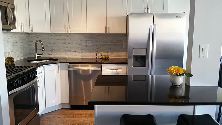 Sold by United National Realty Group | media 29