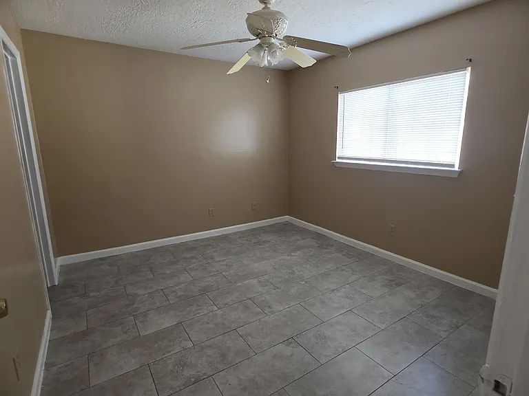 19503 Westhaven Dr — Photo 10