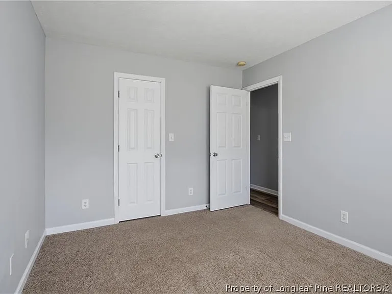 401 Meadowland Ct #4 — Photo 14