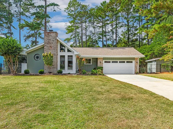 104 Penny Ln, Cary, NC 27511