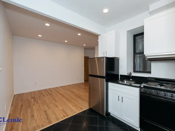141 East 26th Street image 1 of 11