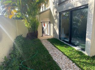 15811 SW 91st Ct #B, Palmetto Bay, FL 33157