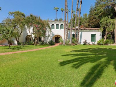 592 N Beverly Glen Blvd, Los Angeles, CA, 90077