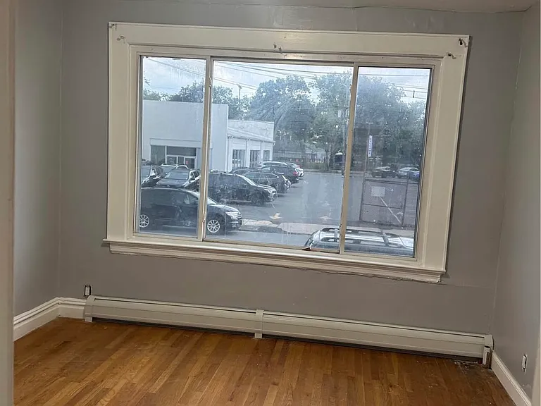 141 Roosevelt Ave #A — Photo 9