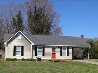 302 W Elm St, Wingate, NC 28174