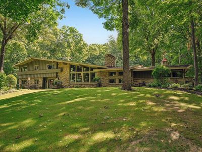 5880 Scenic DRIVE, West Bend, WI, 53095