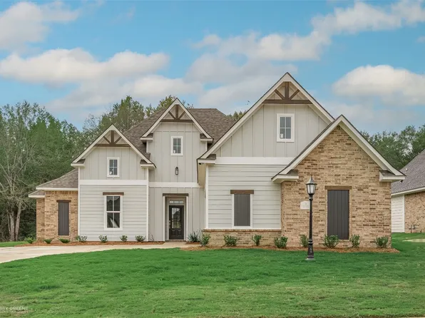 272 Woodcrest Dr, Stonewall, LA 71078