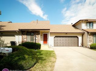 25 Chantilly St, Grand Island, NE 68803