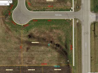 1139 Illiniwek Dr, Mascoutah, IL 62258