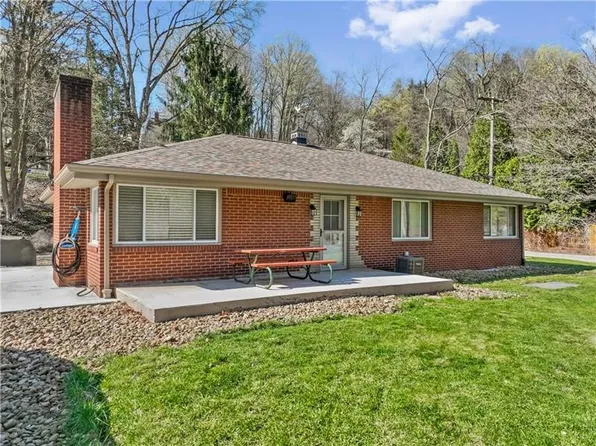 2500 Lincoln Way, McKeesport, PA 15131