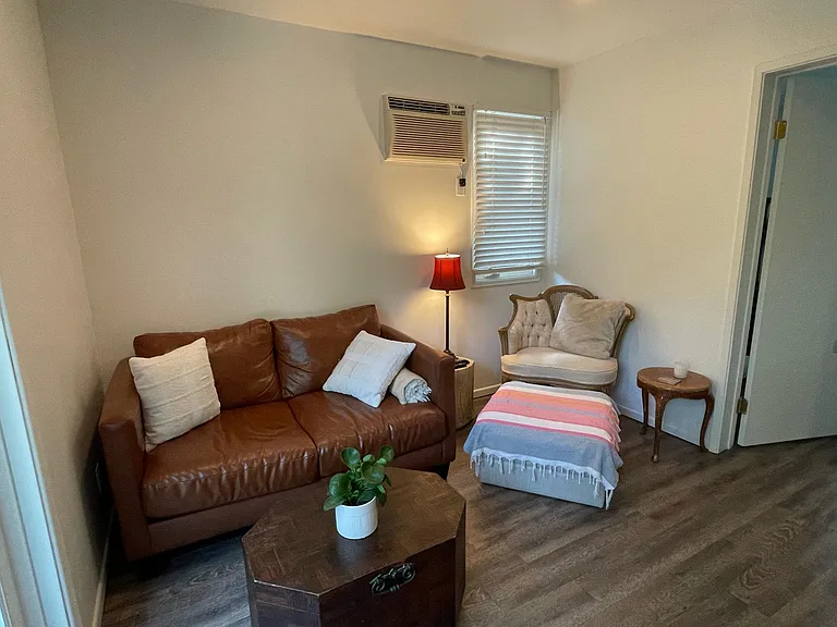 605B W Eucalyptus St #GUEST — Photo 6