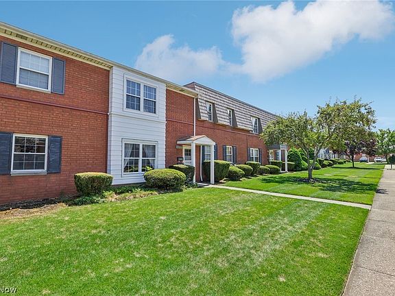 3rd image of 2773 Pease Dr #C313