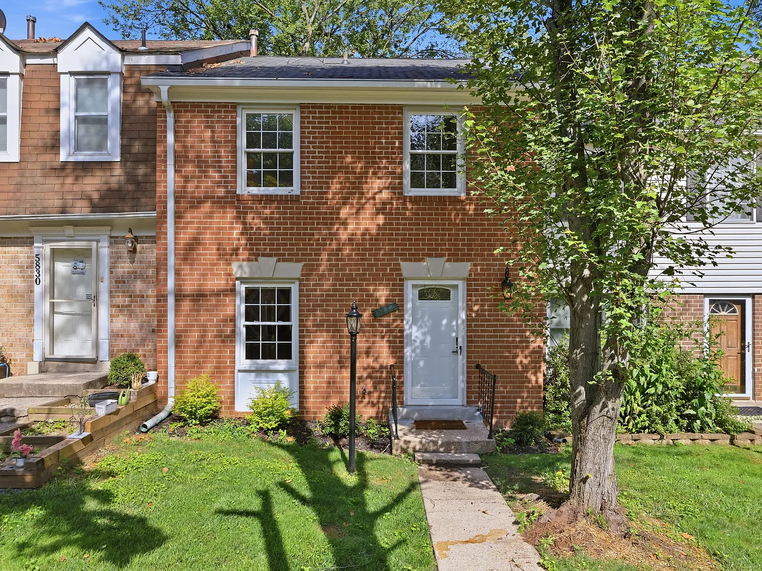 3 bed, 1405 sqft, $2,900 — Photo 1
