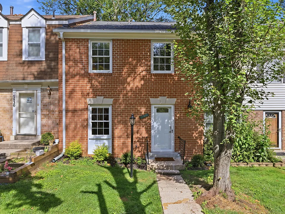 5828 Alderleaf Pl