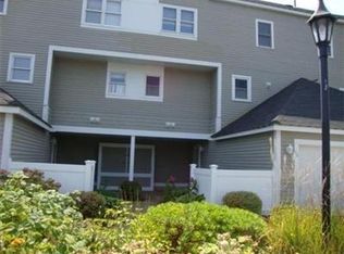 70 Fairway Dr #70, Plymouth, MA 02360