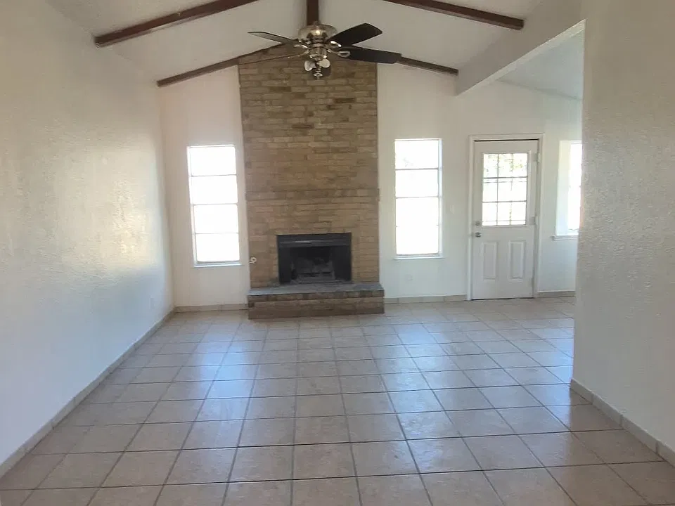 11405 Bob Mitchell Dr