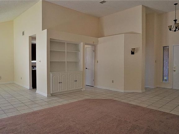 5th image of 4406 Emerson Dr