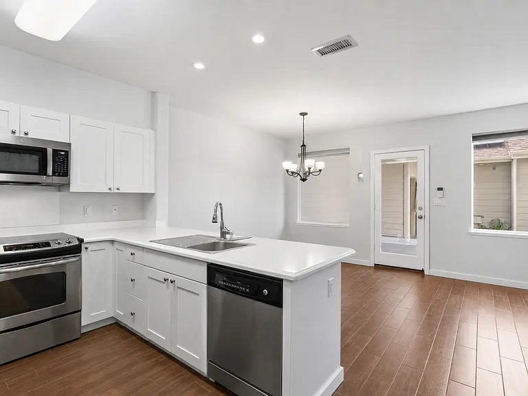 91-1411 Keoneula Blvd #21/2102 — Photo 12