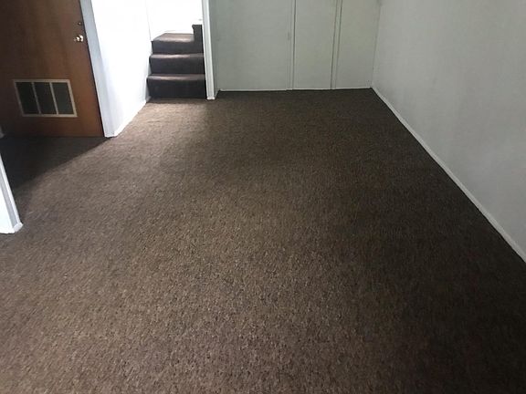 New wall to wall carpet.