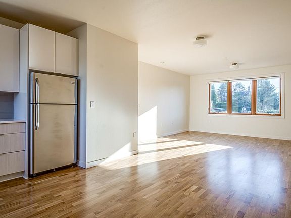 Kitchen / Main