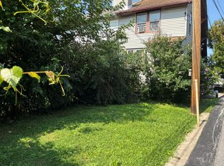 123 S Eagle Rd, Havertown, PA 19083