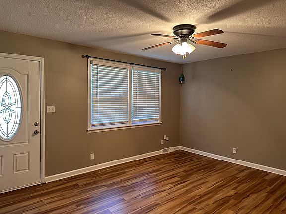 5th image of 305 Welchwood Dr