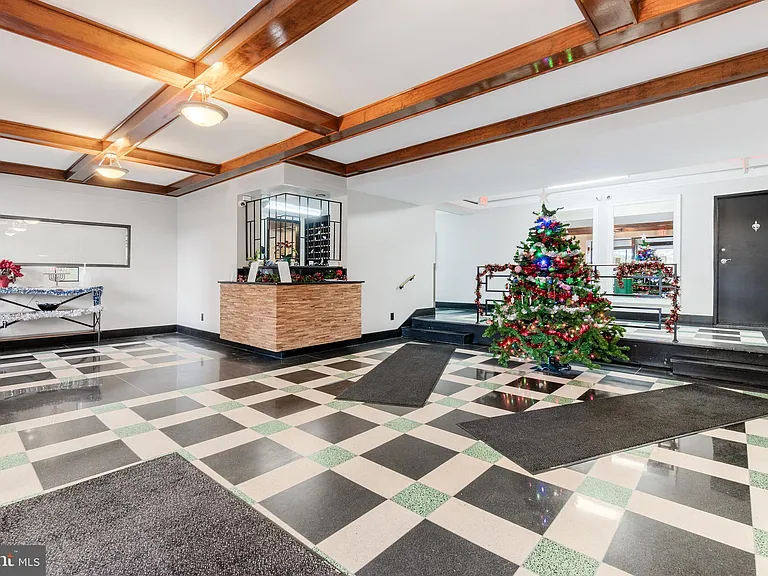 1801 Clydesdale Pl NW #311 — Photo 9
