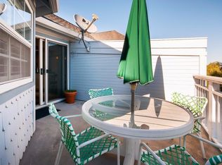 18 Mariners Cir, San Rafael, CA 94903