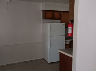 906 W Texas Ave #B, Artesia, NM 88210