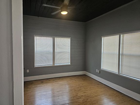 5th image of 246 Lone Star Blvd