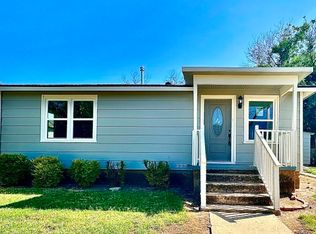 903 N 4th St, Ballinger, TX 76821