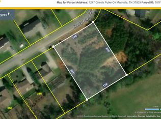 1247 Chesty Puller Cir, Maryville, TN 37803