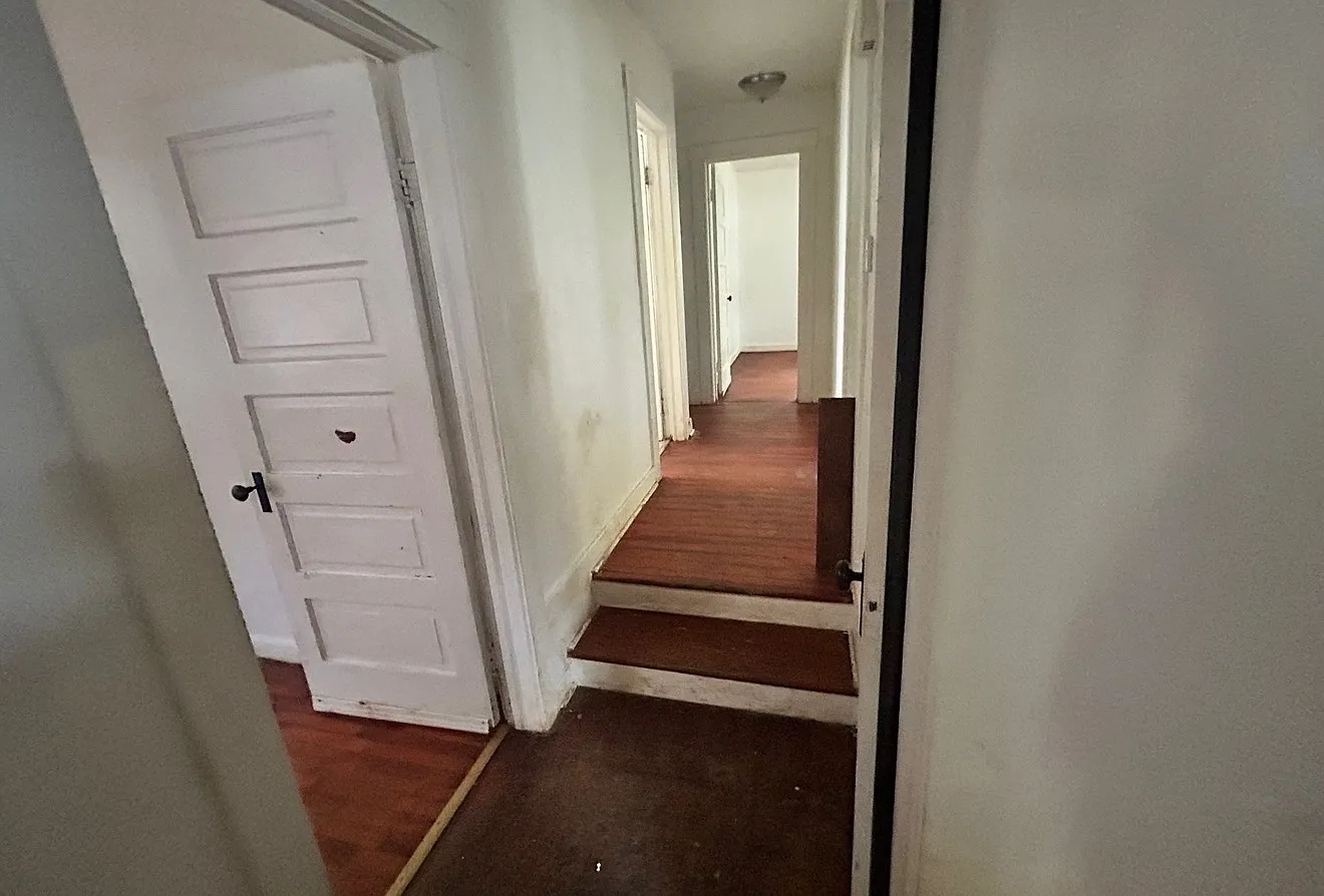 3 bed, 1296 sqft, $1,050 — Photo 4