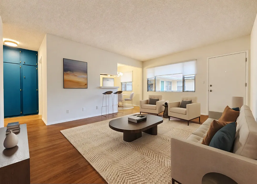 1439 S Saltair Ave — Photo 4