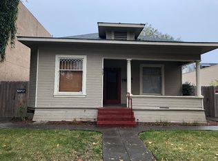 517 13th St APT 1, Modesto, CA 95354