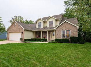 947 Deer Cross Trl, Hobart, IN 46342