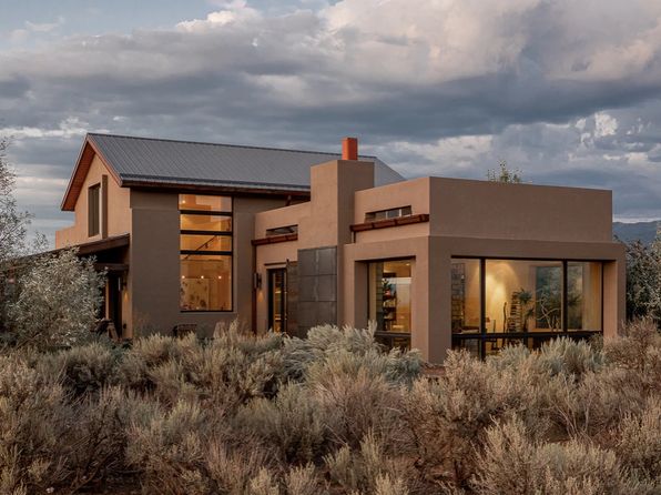 (undisclosed Address)