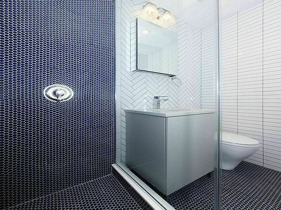 4th image of 405 E 78th St APT 4A