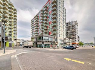 10 E Brentwood Cmn NW #810, Calgary, AB T2L 2L6