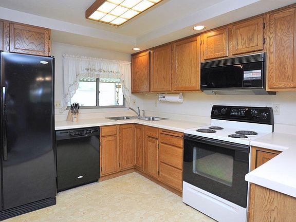 3rd image of 3402 W Cantaloupe Dr