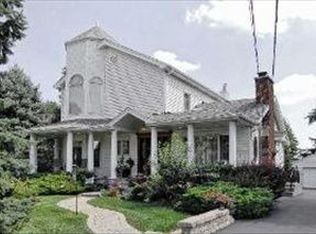 663 Greenwood Rd, Northbrook, IL 60062