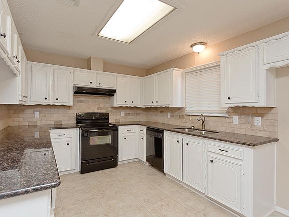 2nd image of 6950 Flamingo Dr
