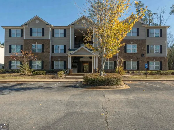 11203 Fairington Ridge Cir, Lithonia, GA 30038