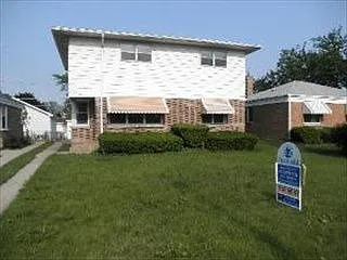 2941 Lincoln St photo 1