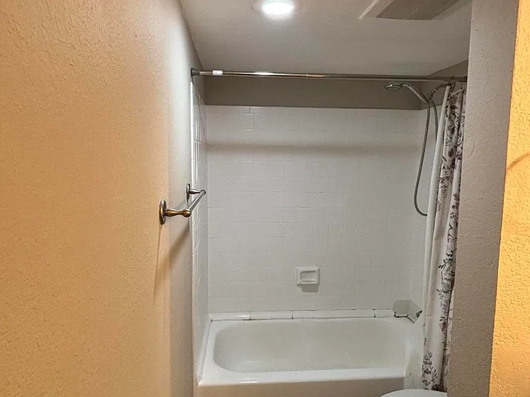 8787 E Mountain View Rd #1082 — Photo 25