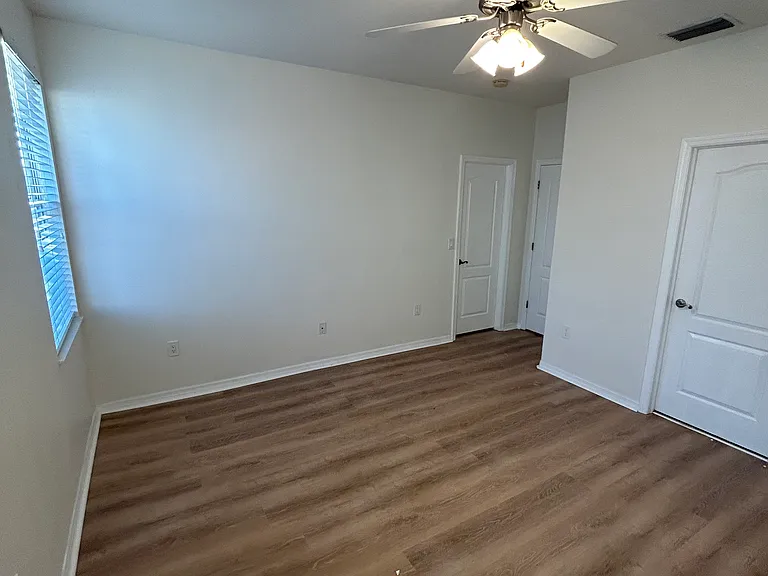 9909 Palermo Breeze Way — Photo 17