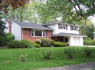 8 Prince Rd, Parsippany, NJ 07054