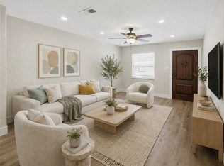 332 S Sealy Ave, Justin, TX 76247