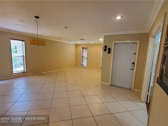4th image of 3823 NW 72nd Dr
